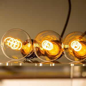 画像5: 【即納】LED電球 口金E26 【高演色 クラス2】 【演色AA】 高演色Ra95 フィラメント電球 エジソン電球 エジソン球 スパイラル ボール形 4W 310lm 濃い電球色(2200K) 白熱電球20W-30W相当 クリアタイプ 1年保証